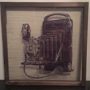 Black land camera sketch with wooden frames